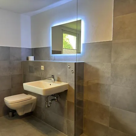 Ruhiges In Urlaub Nahe Am * Цингст